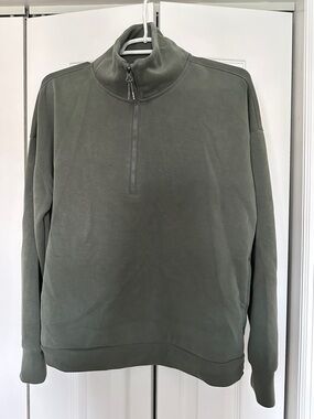 Women’s Half-Zip Pullover Sweater - Olive Green